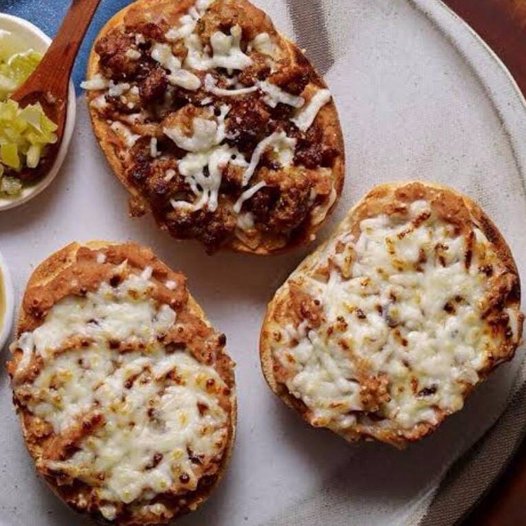 Mollete Picadillo
