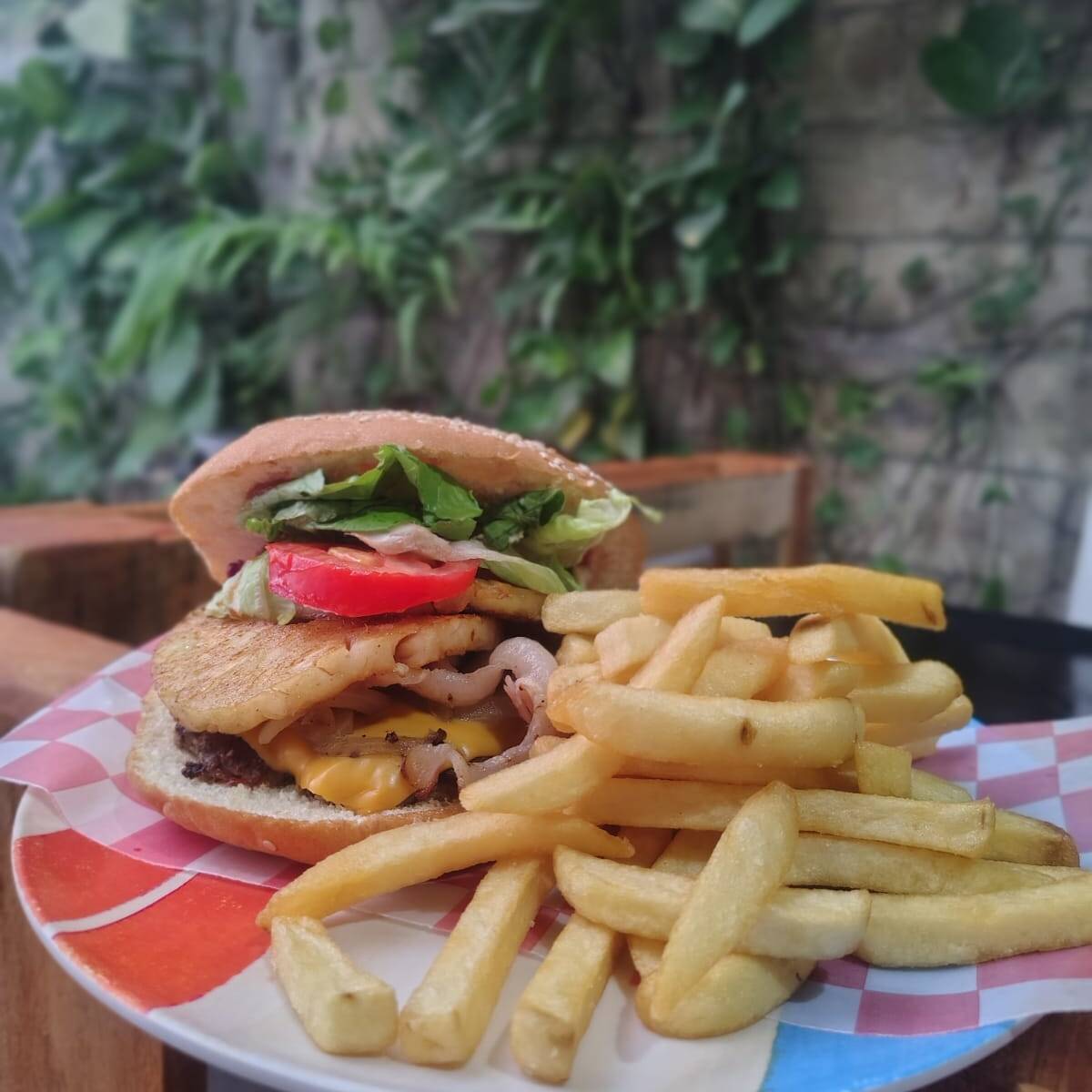 Hamburguesa Hawaina