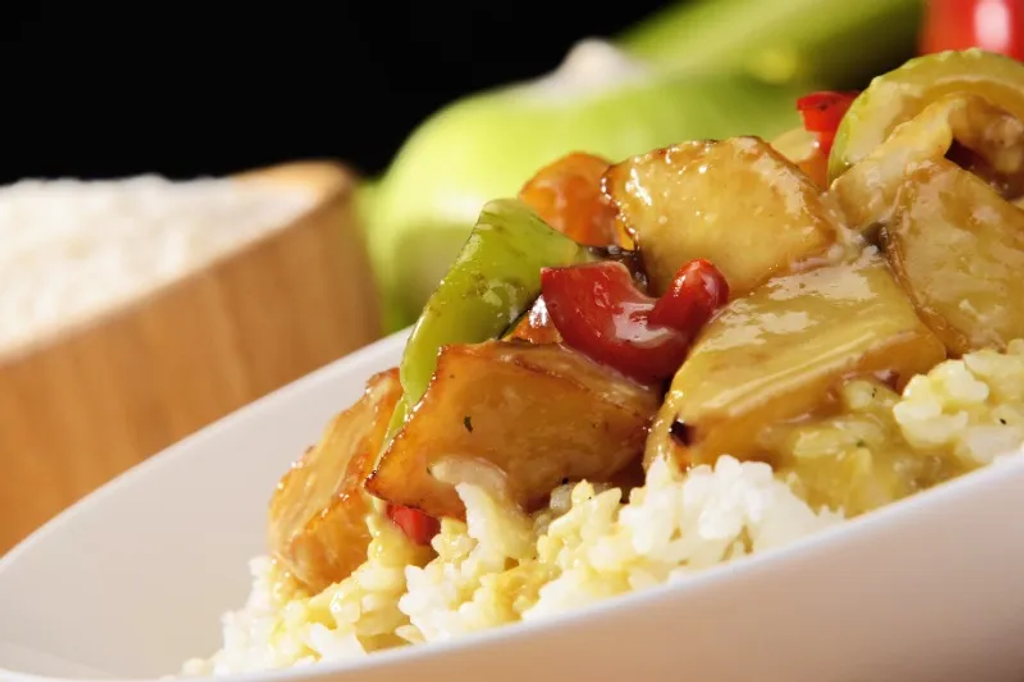 Pollo con Papa al Curry