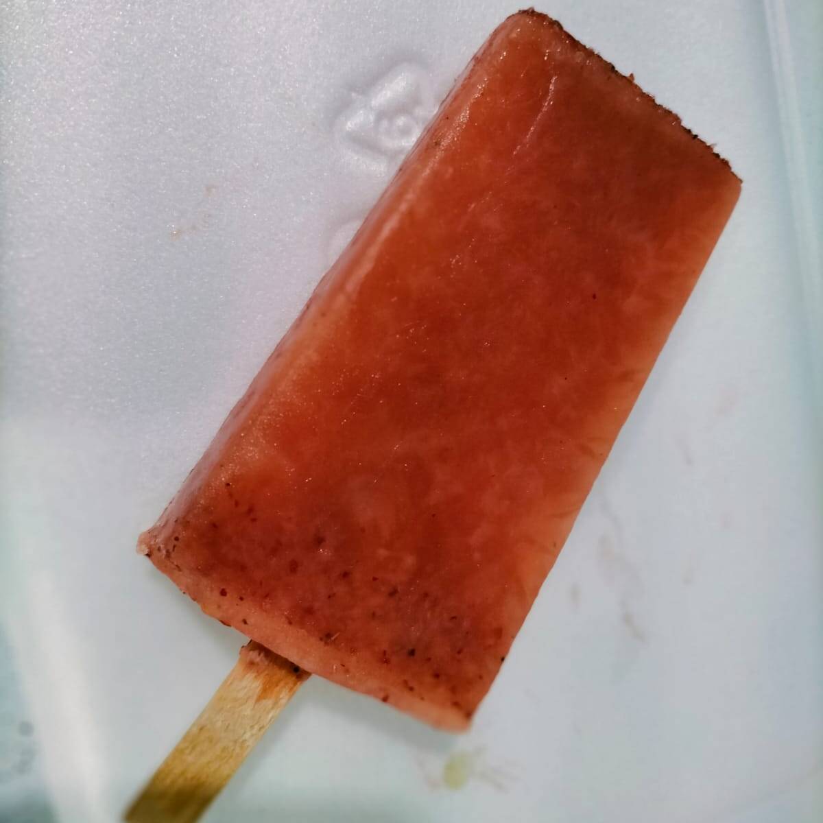 Paleta de Agua de Piña con Chile