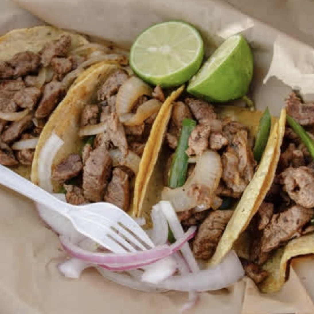 Tacos de Arrachera 4 Pzas