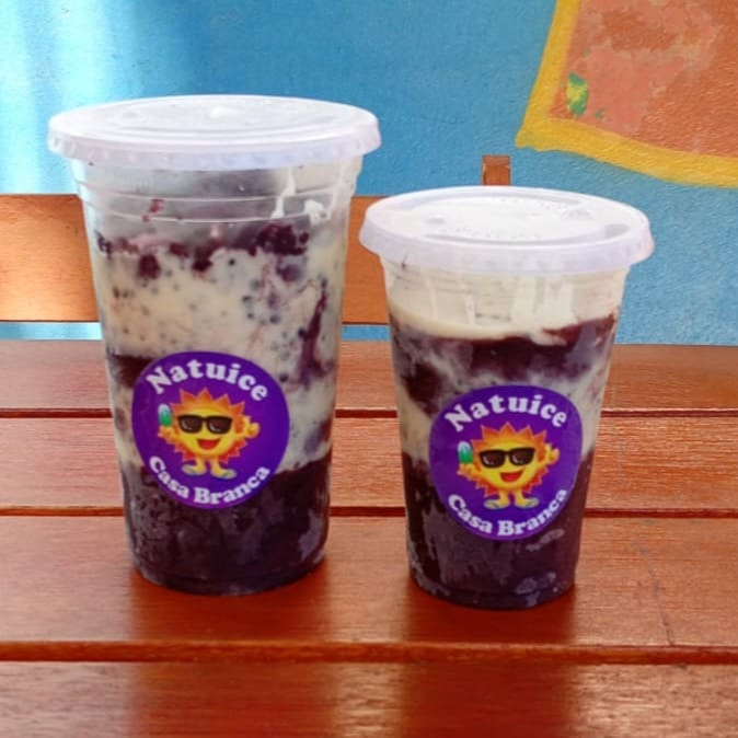 Açaí cremoso e refrescante, finalizado com deliciosa cobertura gourmet de Chocolate e Leite Condensado. A combinação perfeita para quem ama sabor, cremosidade e um toque especial em cada colherada