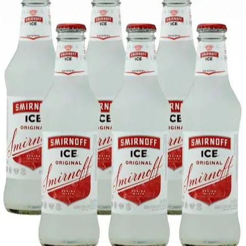 Bebida feita a base de vodka em garrafa 275ml