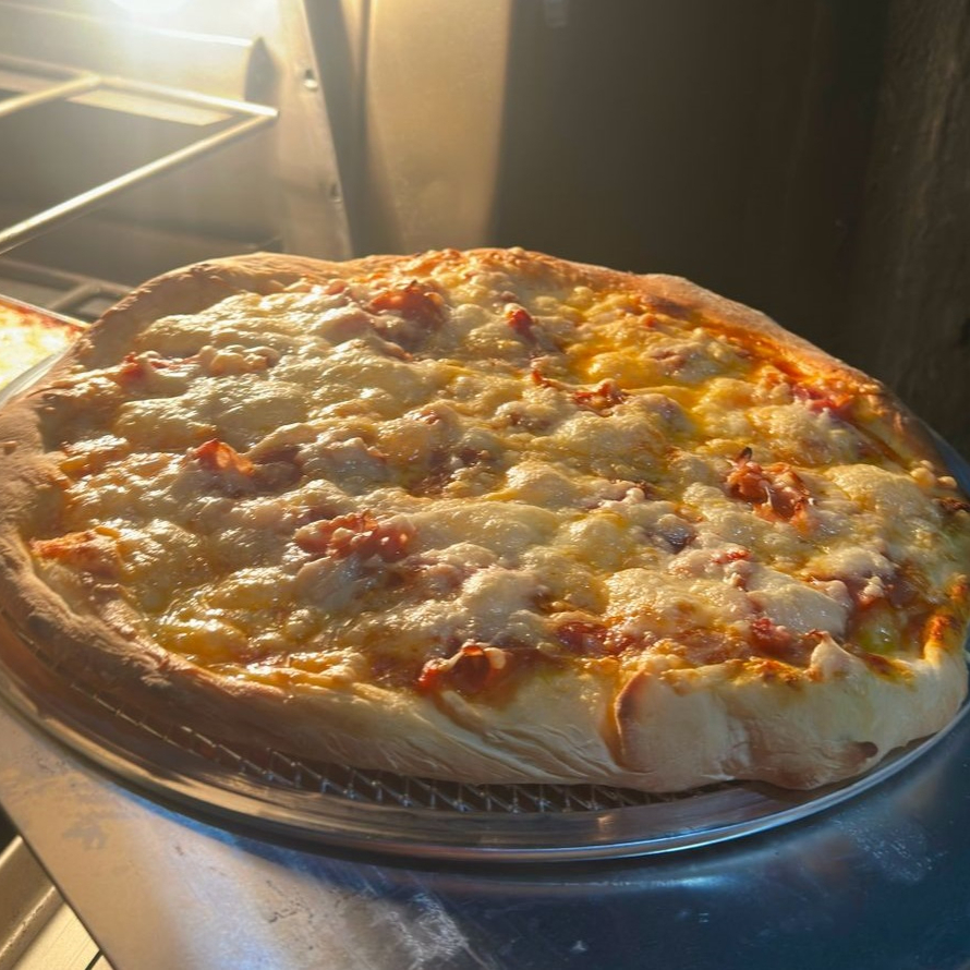 Pizza Menonita Familiar