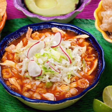Pozole Rojo Chico de Pollo Medio Litro