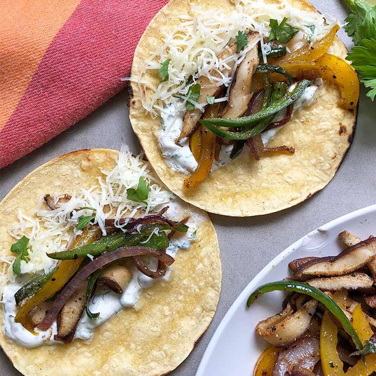 4 Tacos Hongos con Queso