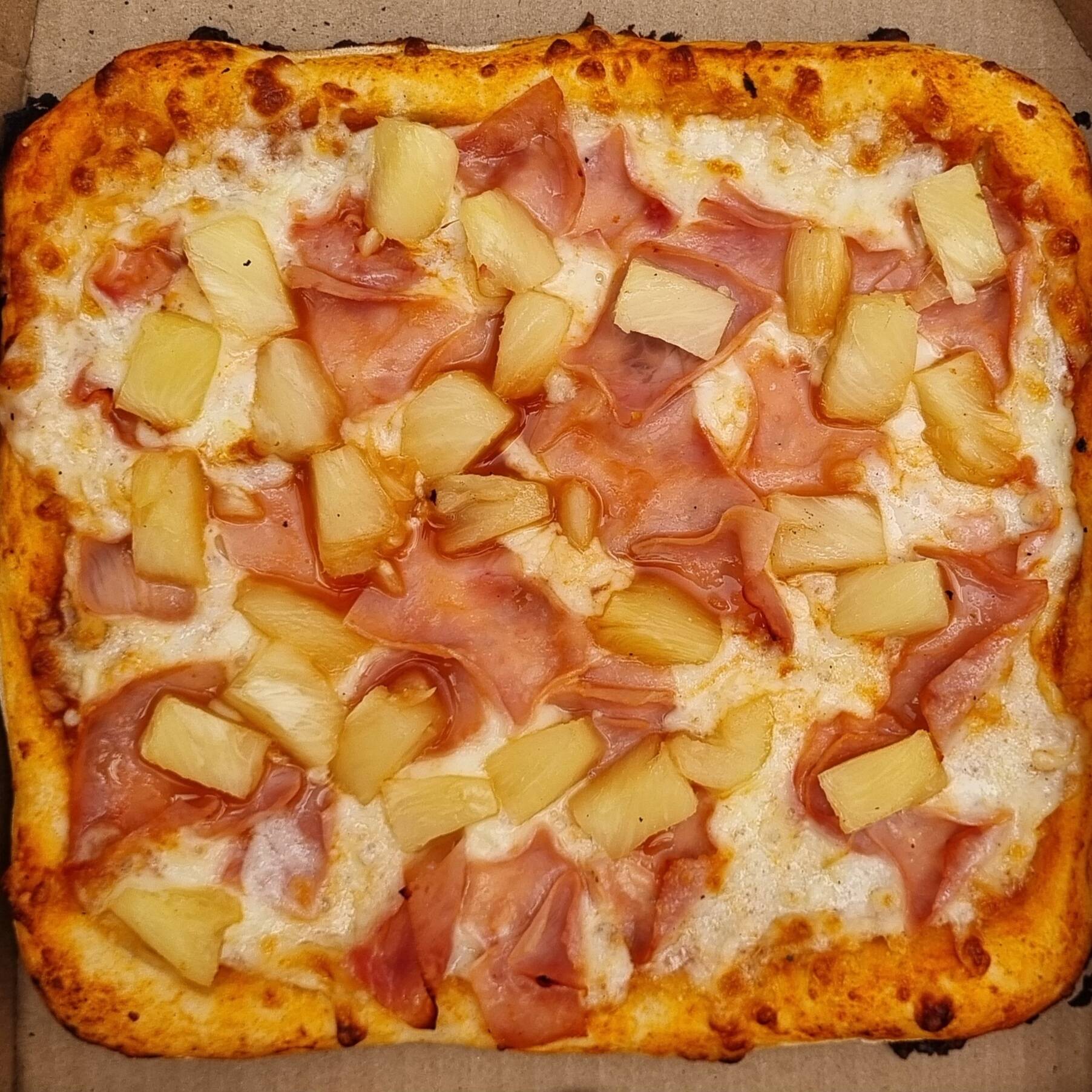 PIZZA HAWAIIANA