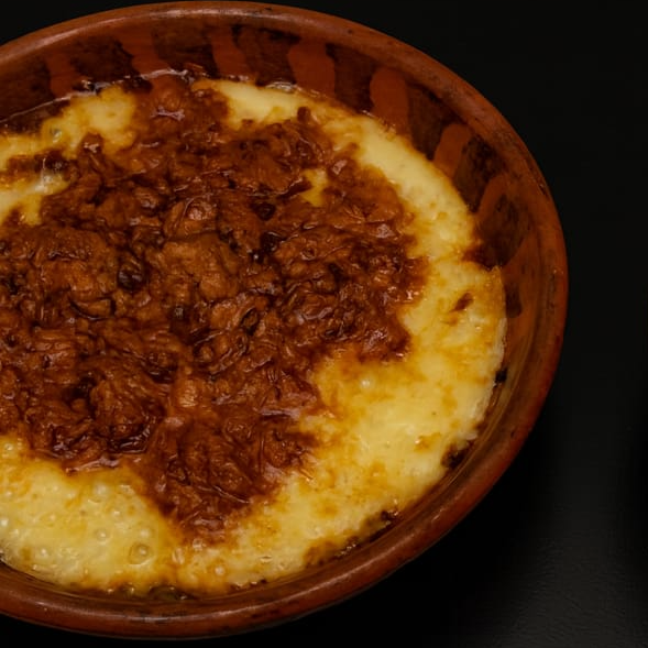 QUESO FUNDIDO GRANDE CON CARNE