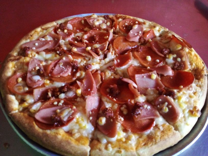 Pizza Grande Especial de Carnes