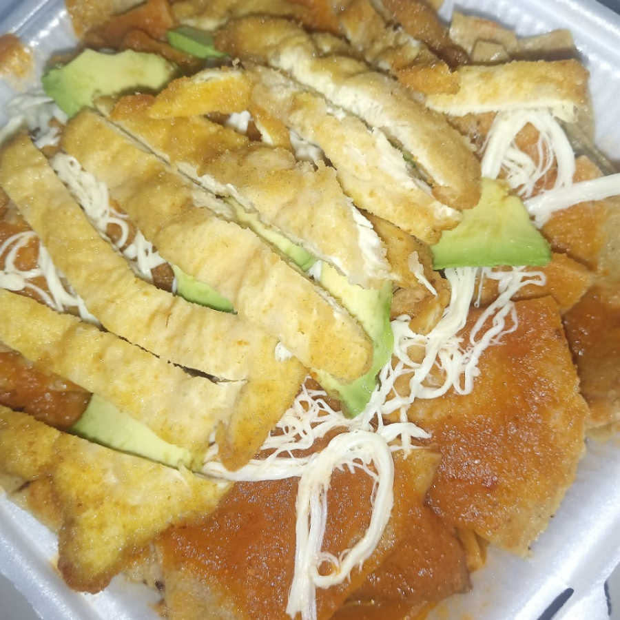 Chilacukis con Milanesa de Pollo