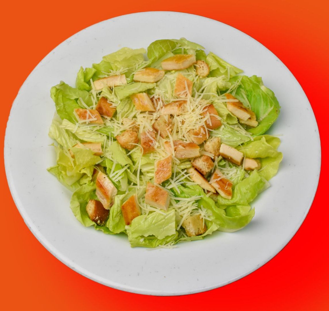 Ensalada Cesar con Pollo Grande