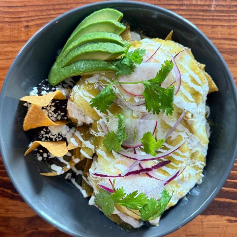 Chilaquiles con Huevo