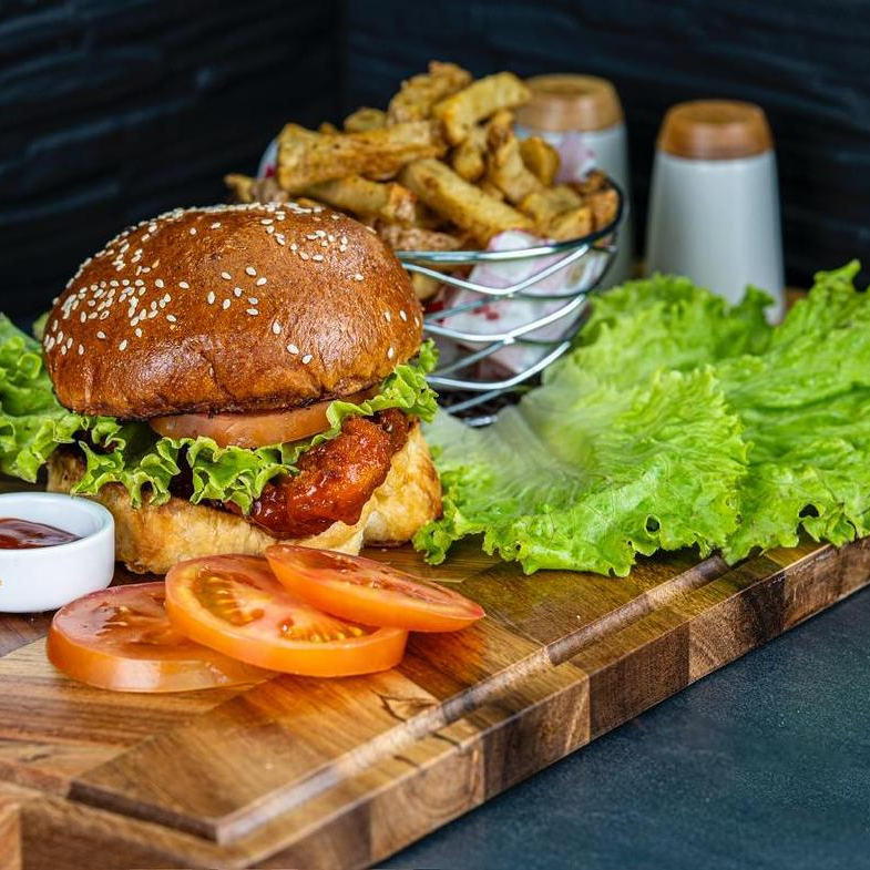 HAMBURGUESA DE POLLO APANADO