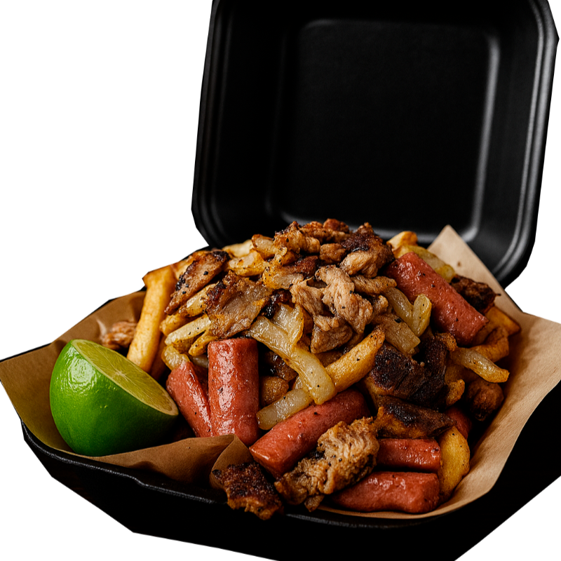 Salchipapas con Arrachera