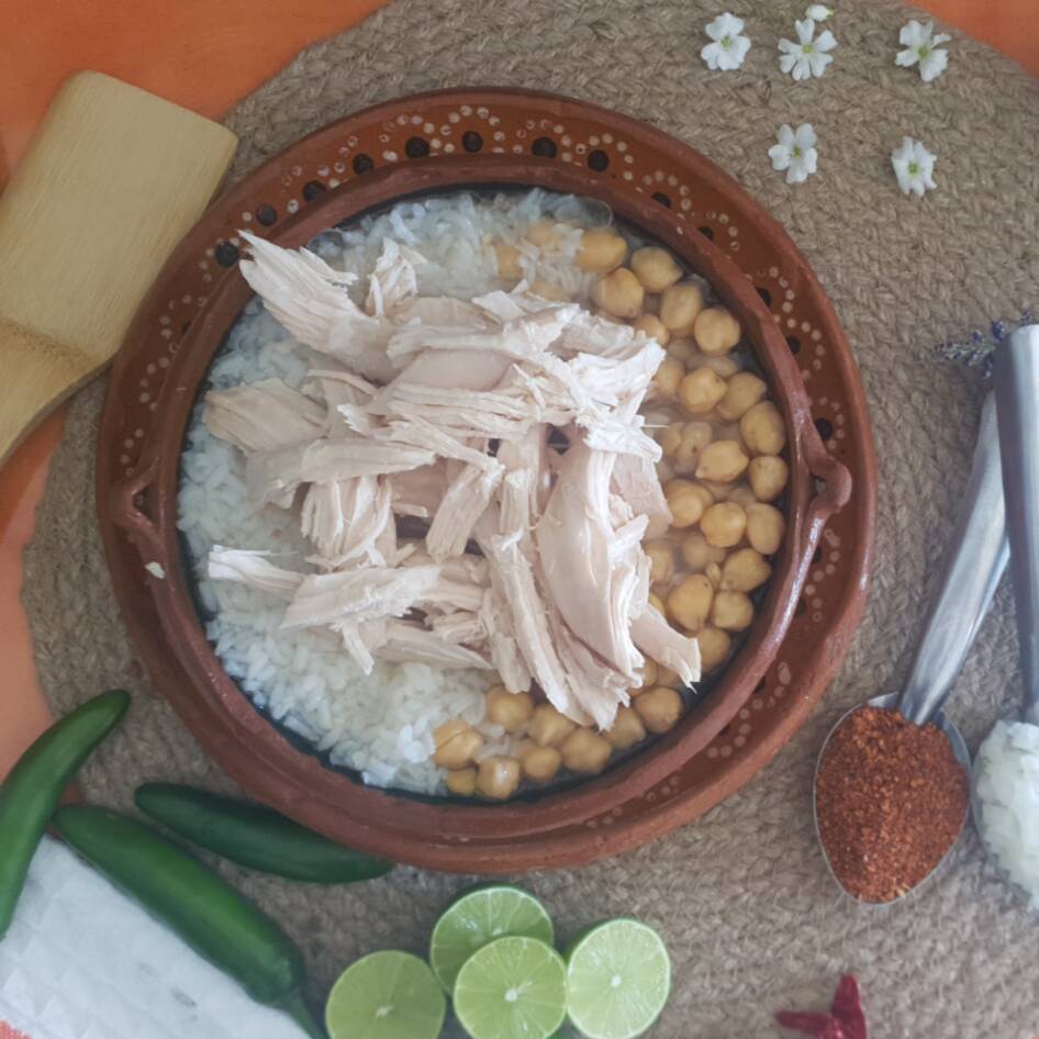 Caldo con 1/4 de Pechuga