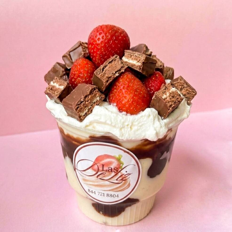 Fresas con Crema Kinder Delice