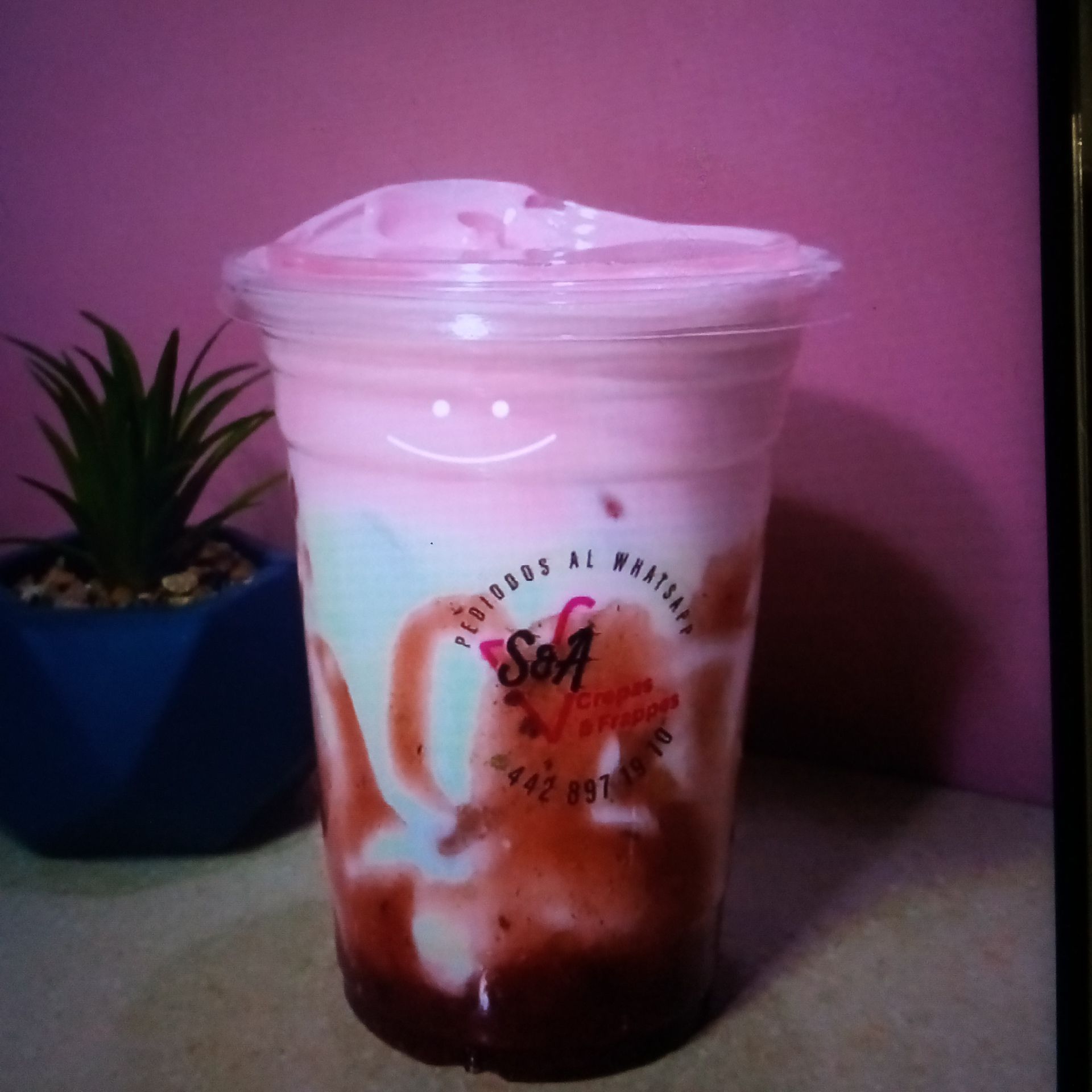 Latte strawberry