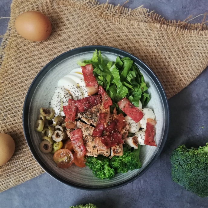 Tone Super Salad