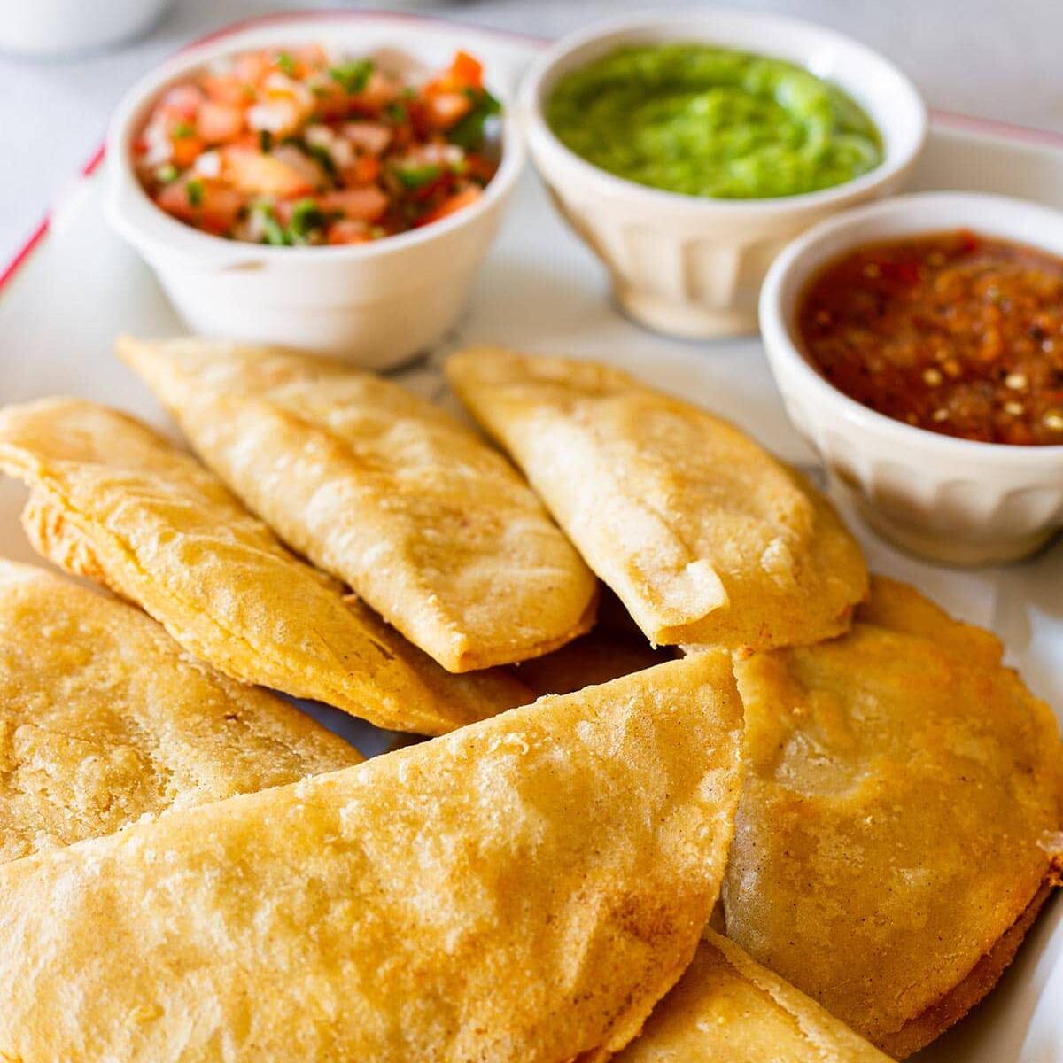 Quesadillas Doradas de Papa.