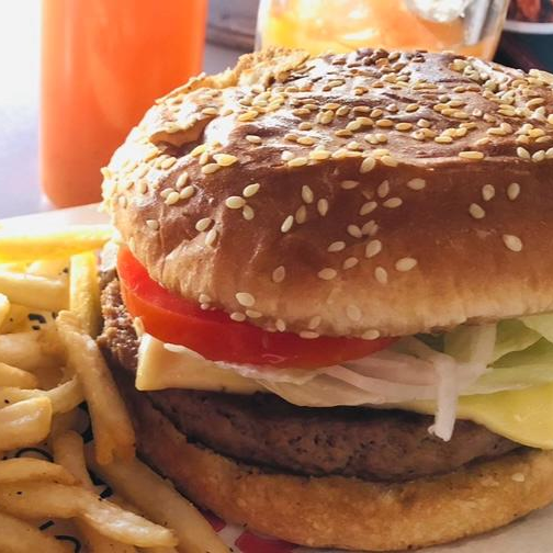Hamburguesa Clásica con papas