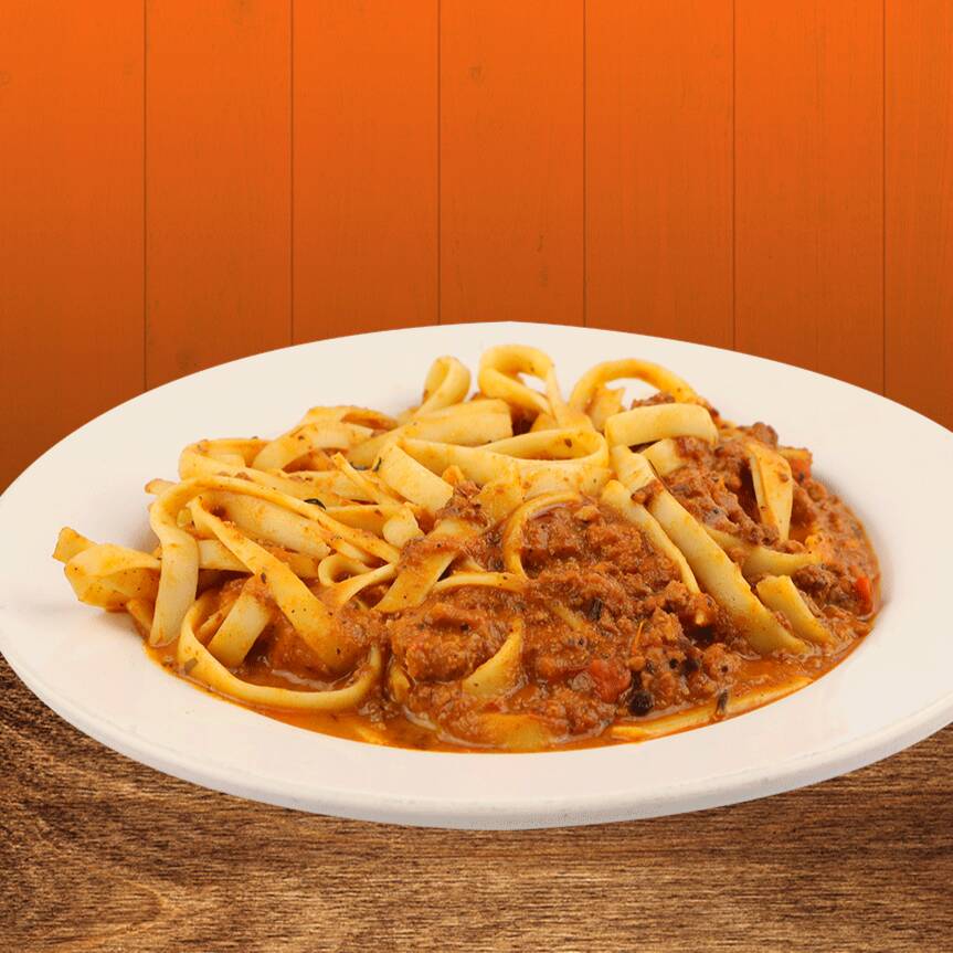 Fetuccini A La Bolognesa Media Orden C