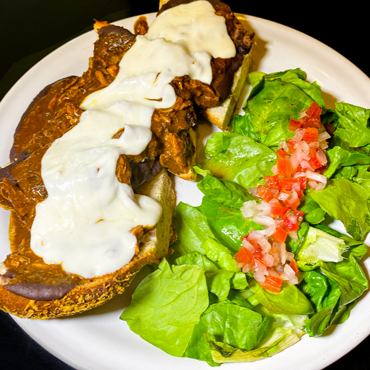 Molletes de Mole