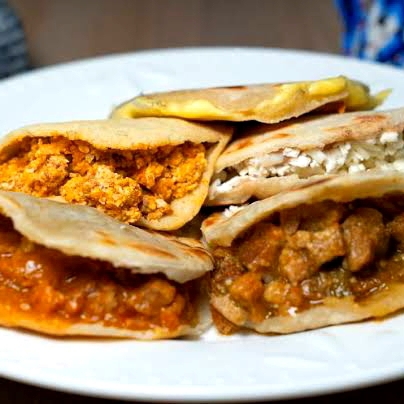 Combo Gorditas (4pz + Coca)