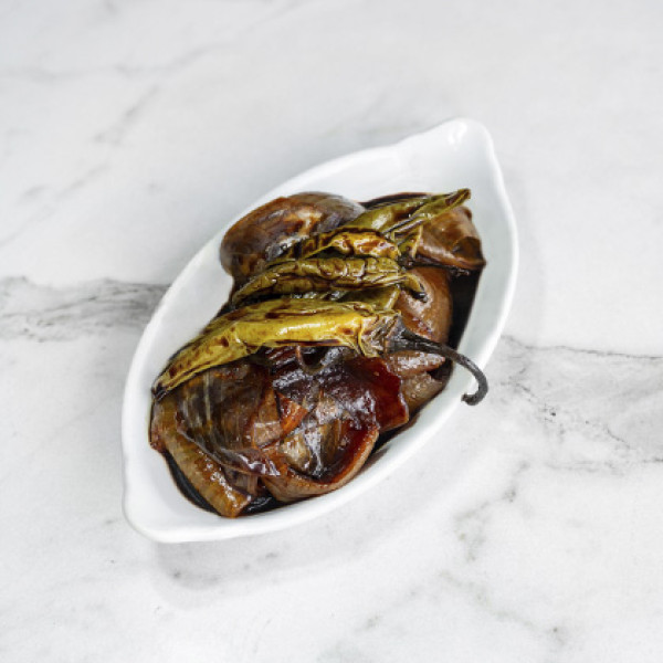 Cebollas y chiles caramelizados