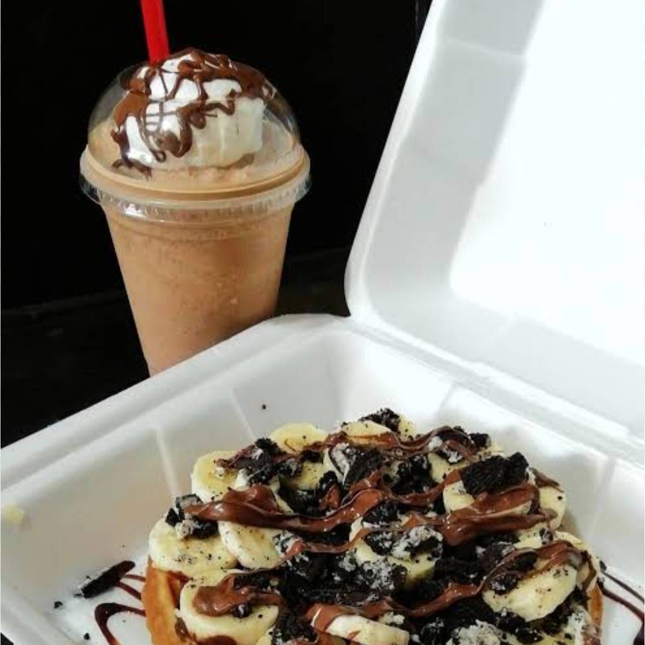 Waffle + Frappé