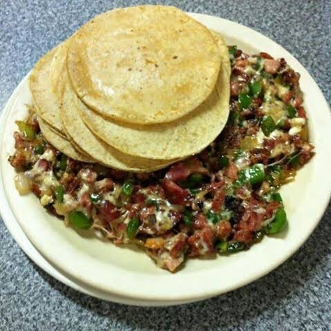 Alambre y agua