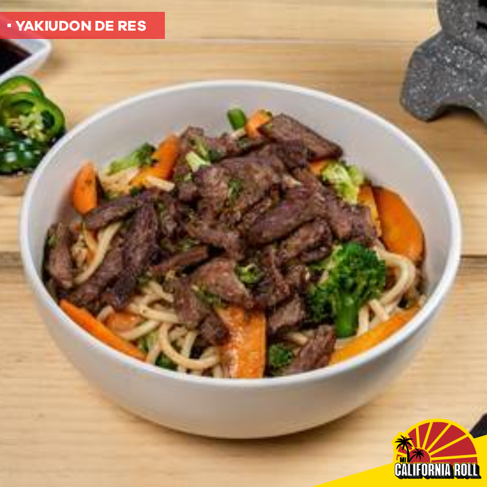 Yakiudon de Res con Yakimeshi