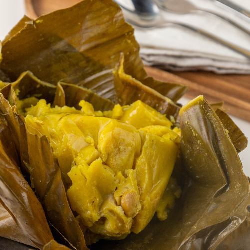 Tamal Tolimense + Pan + Jugo De Naranja