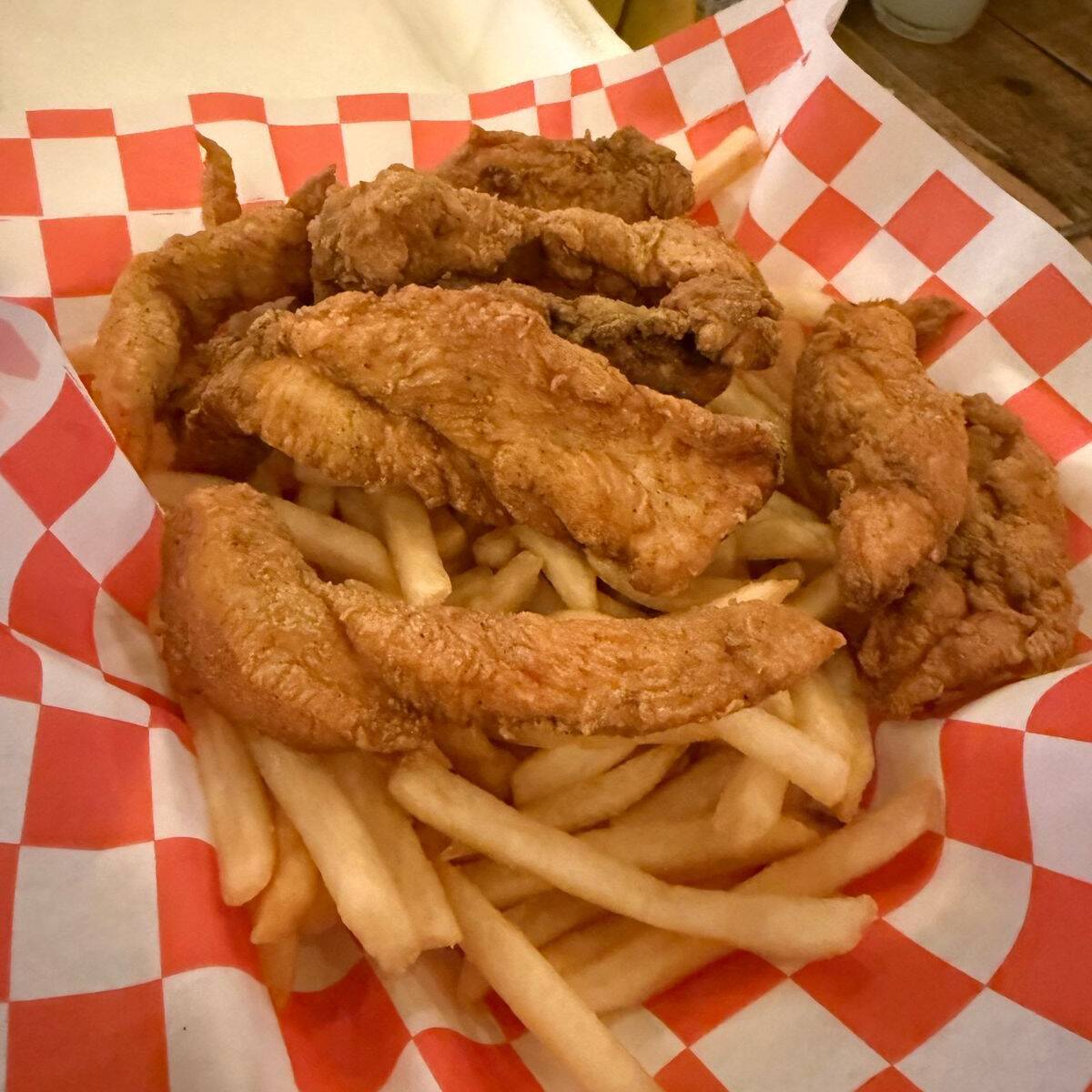 DEDITOS DE POLLO CON PAPAS 8 PZ