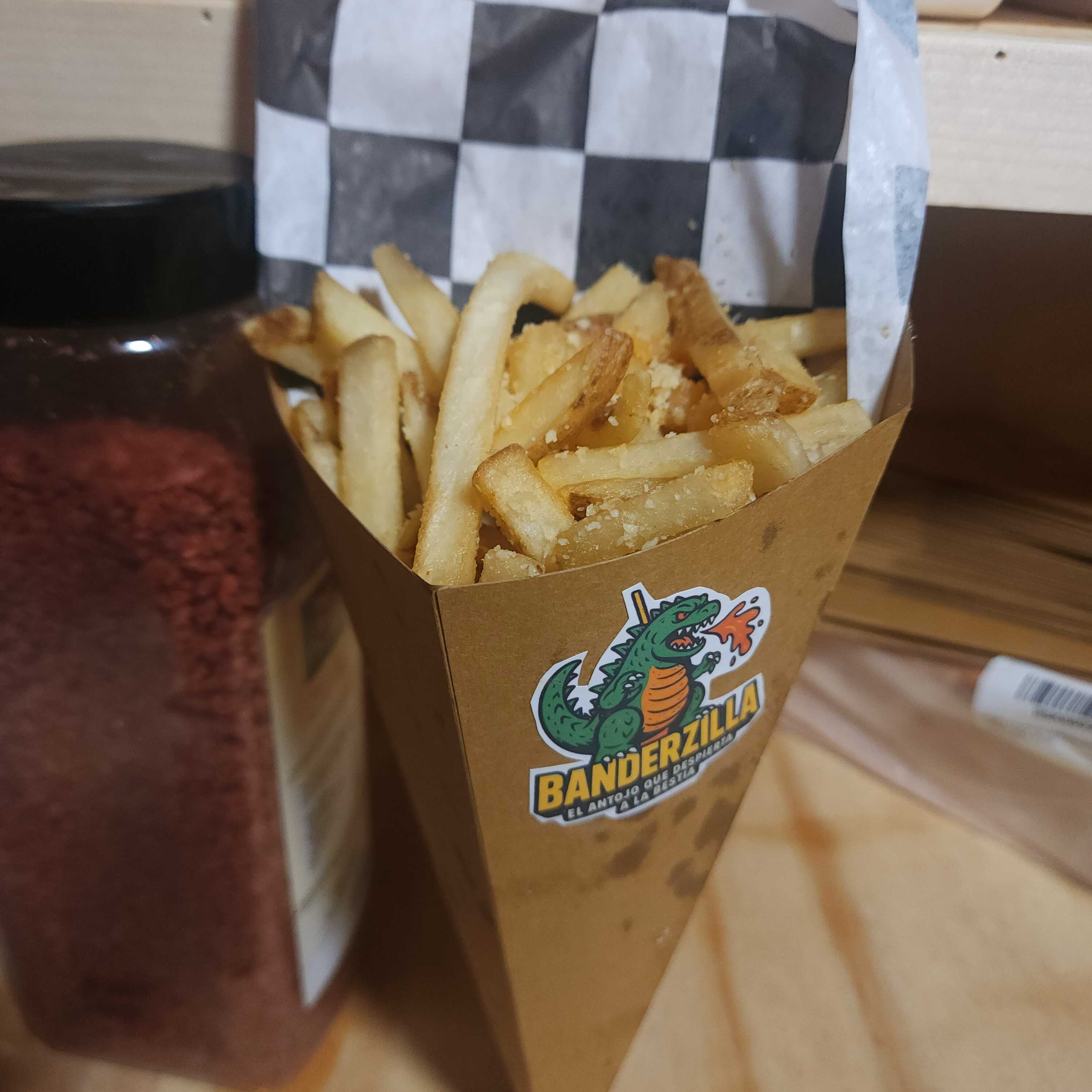 Papas Fritas con Boneless
