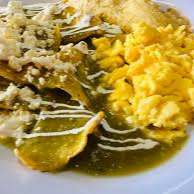 CHILAQUILES VERDES HUEVO