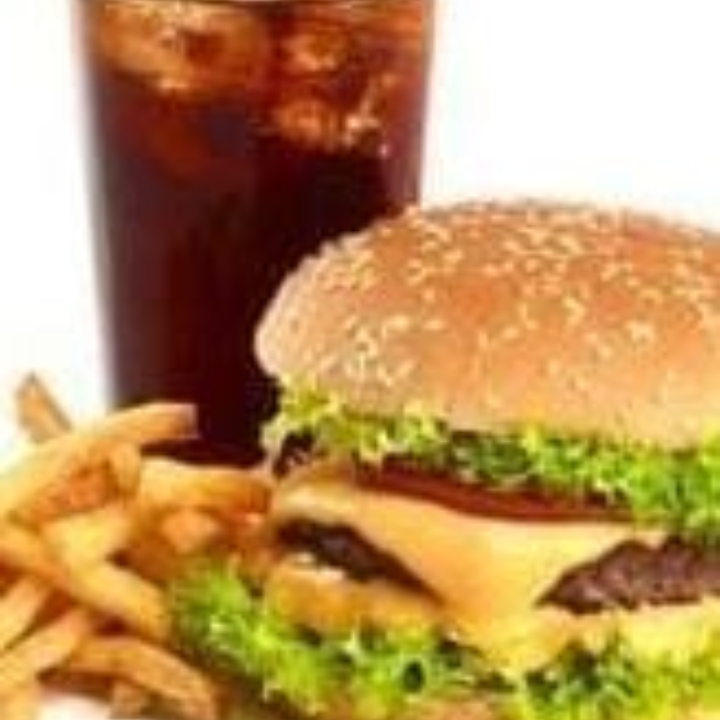 Combo Hamburguesa Papas Bebida