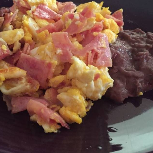 Huevos con Jamon