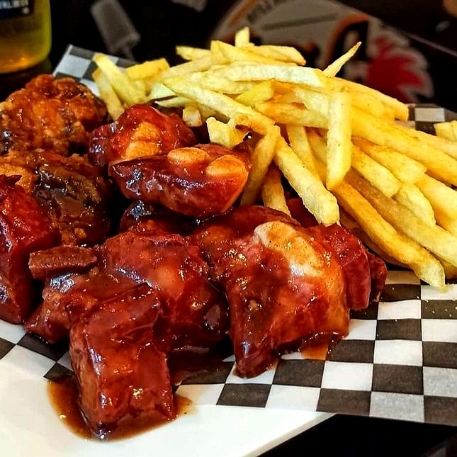 8 Colpork Costillitas BBQ + Papas + 2 Gaseosas