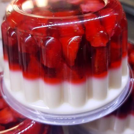 Gelatina de Vino Tinto con Leche