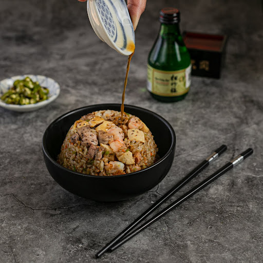 Yakimeshi mixto
