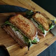 Sándwich de Pollo en Mostaza Dijon