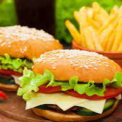 2 Hamburguesas de Pollo y 2 Papas Chicas