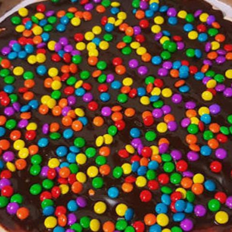 muçarela, chocolate e confete colorido