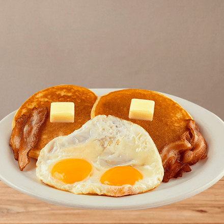 Hot Cakes con Huevo Estrellado