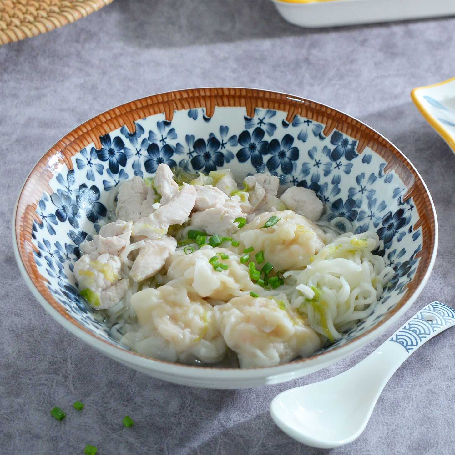 Sopa Wonton