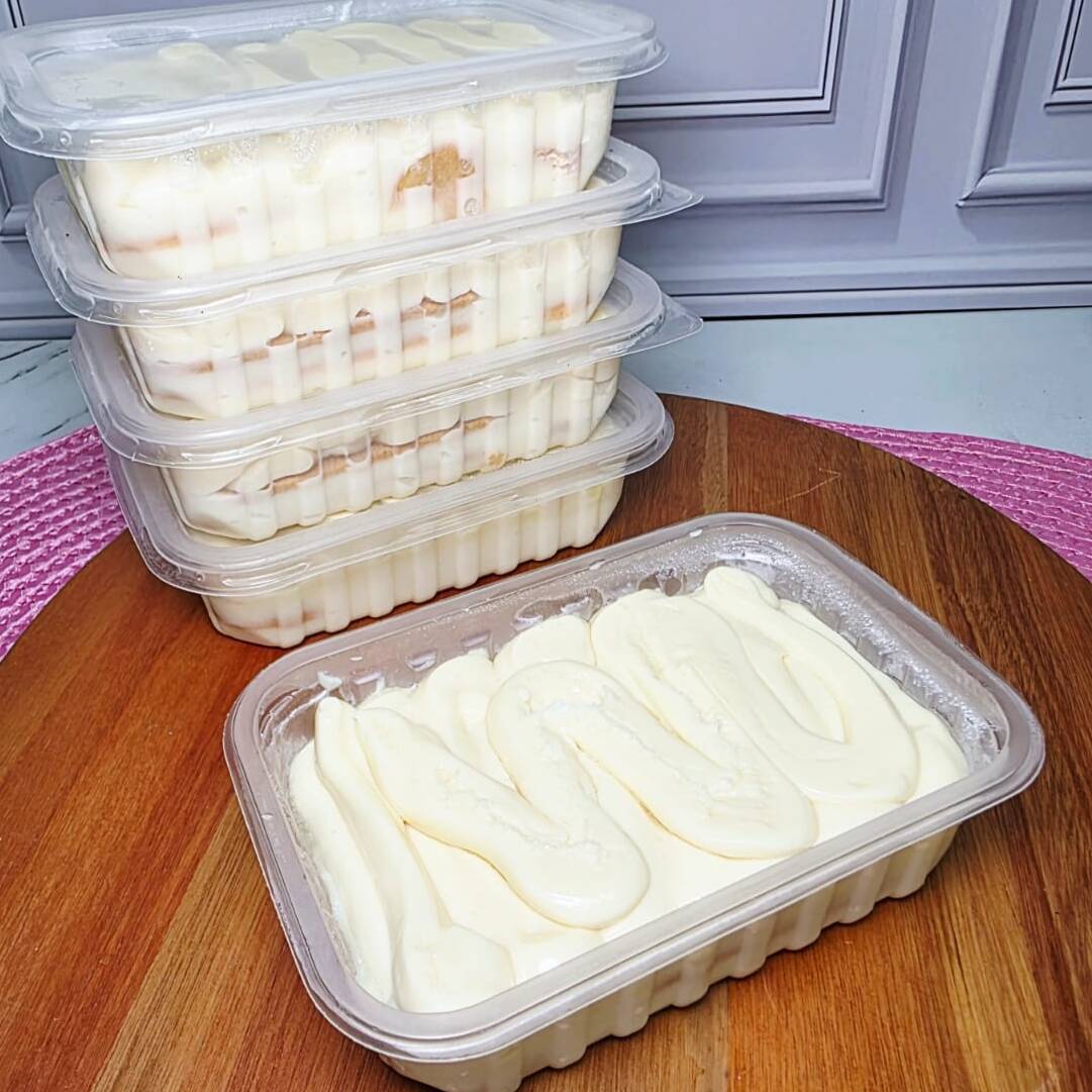 A combinação perfeita entre o doce e o azedinho! Creme suave de limão com biscoito maisena e creme branco aveludado. Gelado, refrescante e irresistível. Ideal para quem ama uma sobremesa leve e cheia de sabor!