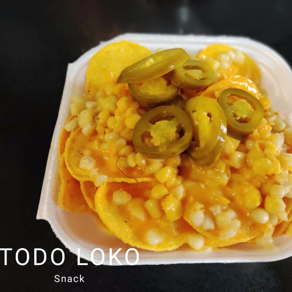Nachos con elote