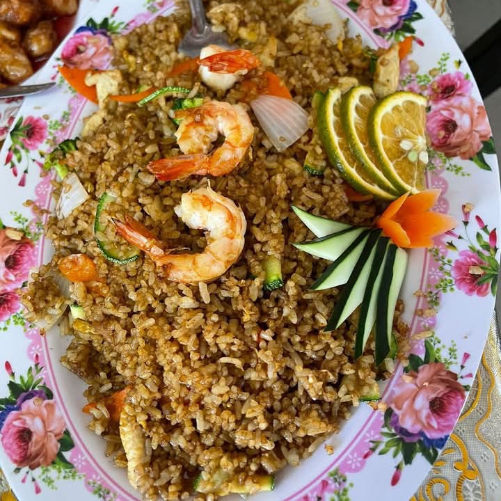 Arroz con camarones grande