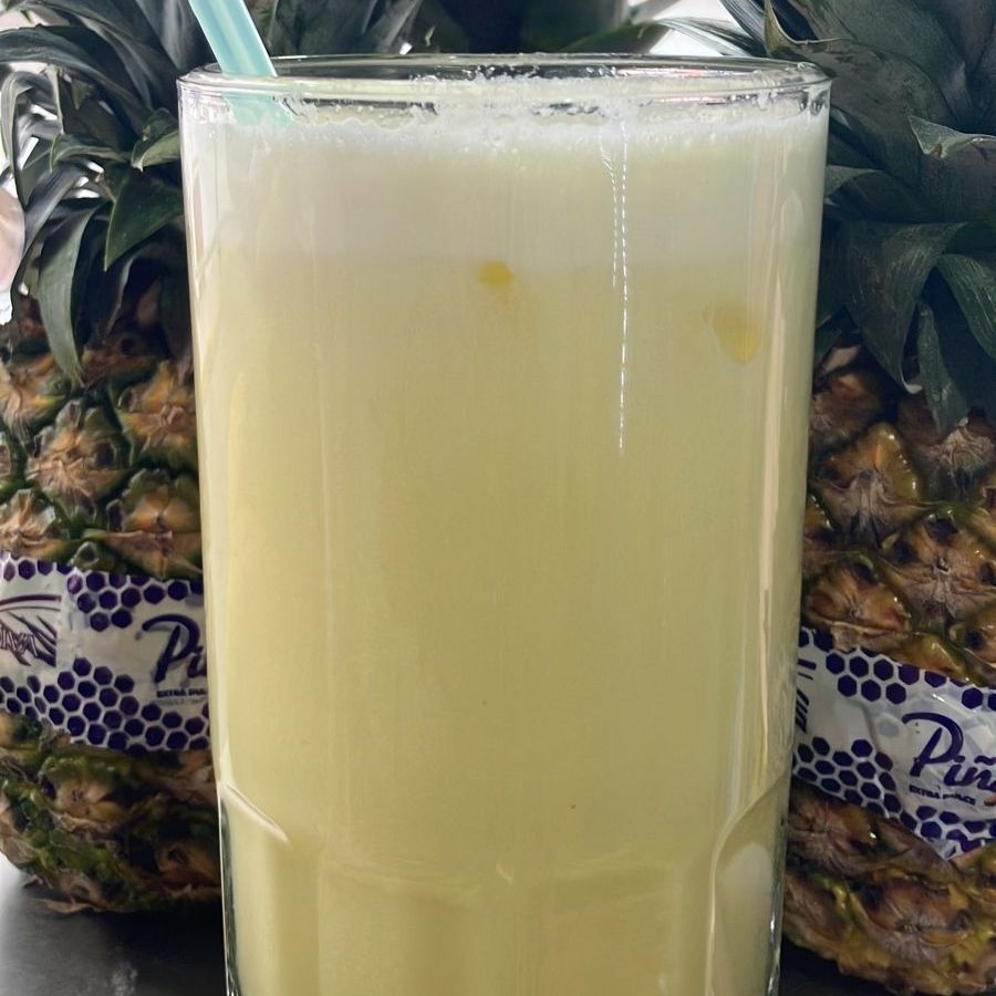 Agua de Piña 1 Lt