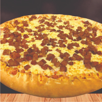 Frango temperado com cobertura de queijo Provolone e Bacon